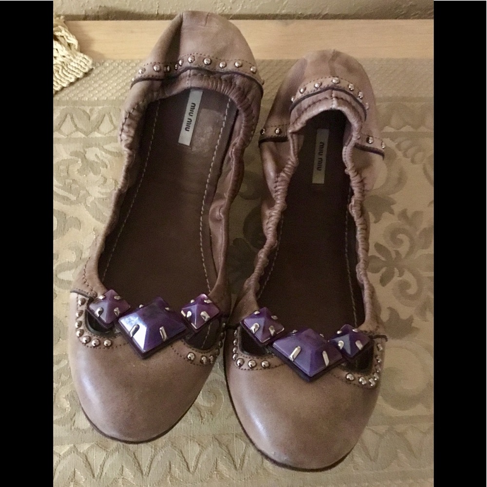 Miu Miu Jeweled flats sz. 40 38$